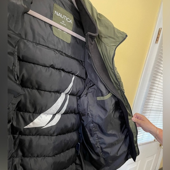 Nautica Men's Mixed Media Puffer - Fleece Lined - Men's XL - Picture 6 of 15